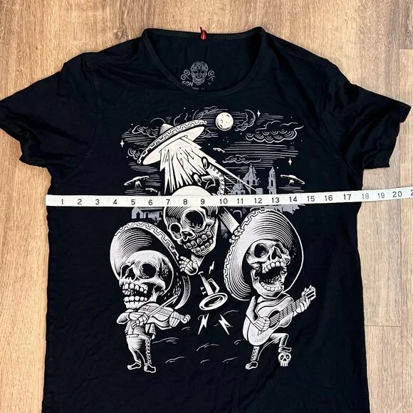 Ay Guey Skeleton Space Ship Glow in the Dark Tee Sz S - Picture 6 of 8